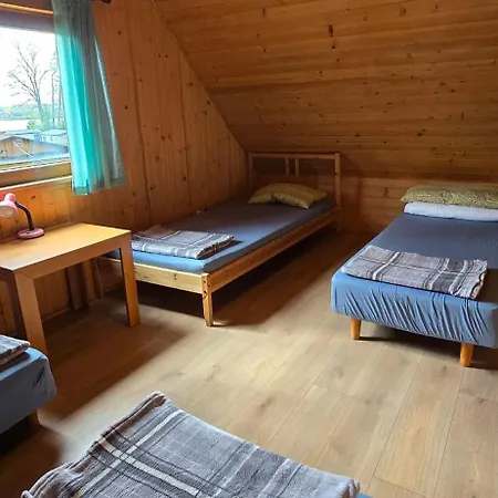 Letniskowy Nad Jeziorem W Ow Bachus Do 10 Osob * Chmielno