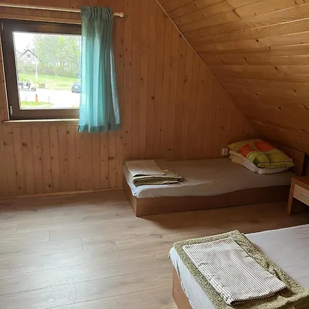 Letniskowy Nad Jeziorem W Ow Bachus Do 10 Osob Nyaraló